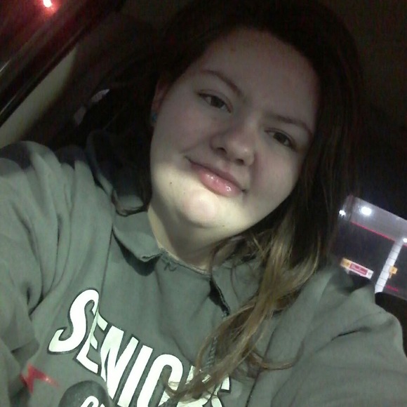 Meet your Posher, Charlene - Picture 1 of 1